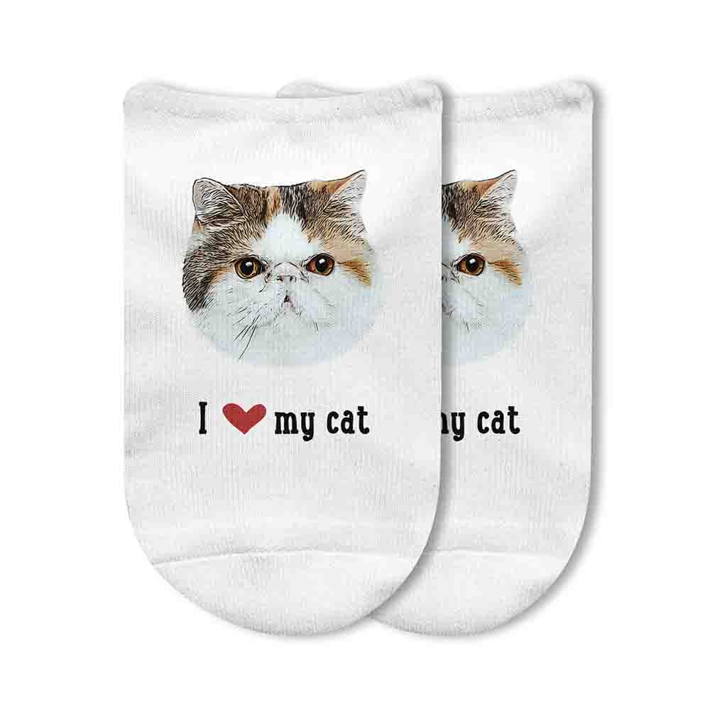 Do you love your cat? We have the perfect photo gift socks! Printed with your furry feline friend's photo and I heart my cat on the top of our half cushioned no show socks. 