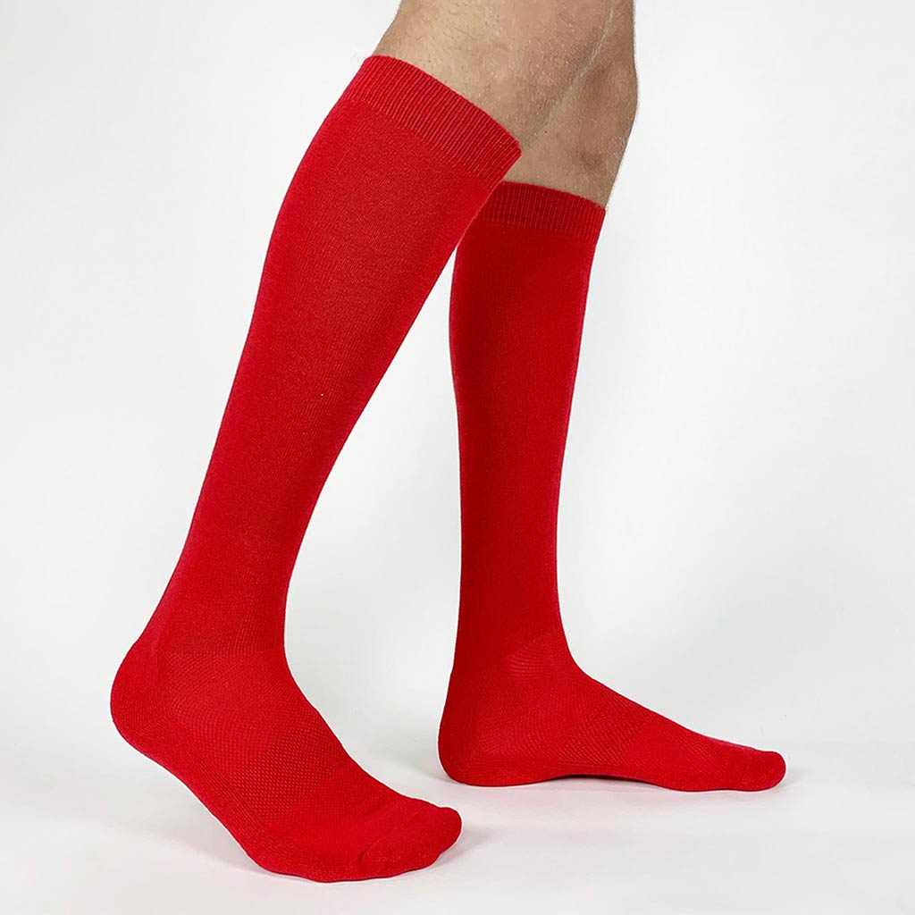 Red knee deals high athletic socks